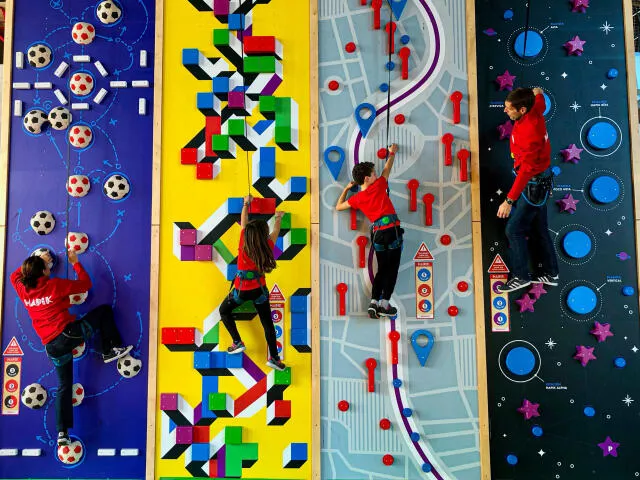 Family fun climbing HAPIK Firewheel