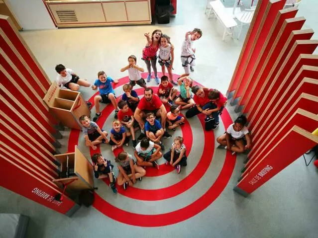 Community groups fun climbing HAPIK