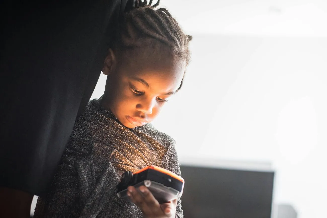How to Get Kids Off Screens: Simple Tips and Fun Screen-Free Activities